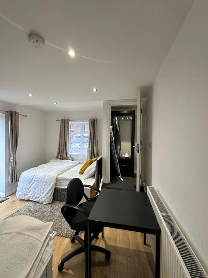 Keedonwood Road Bromley, Rooms With Free Wifi Exterior foto