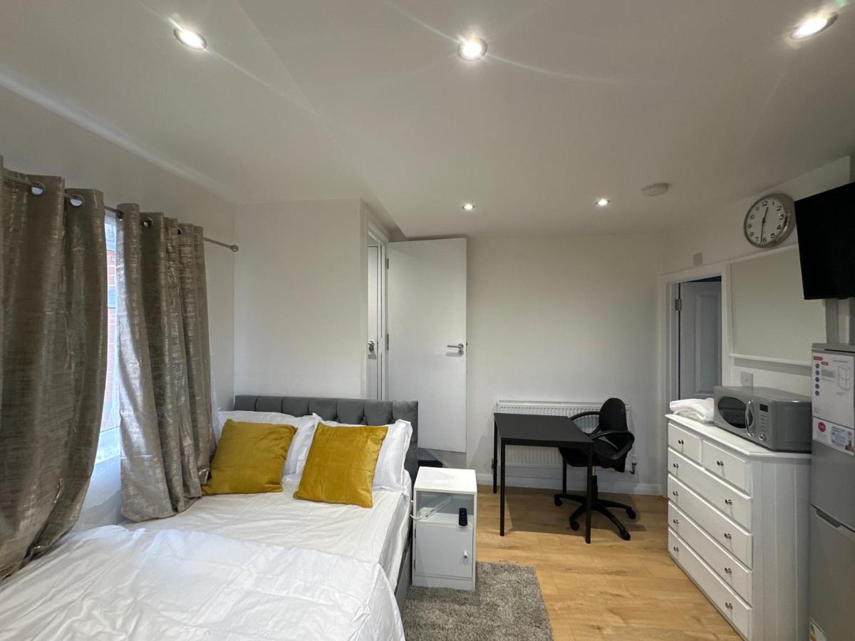 Keedonwood Road Bromley, Rooms With Free Wifi Exterior foto