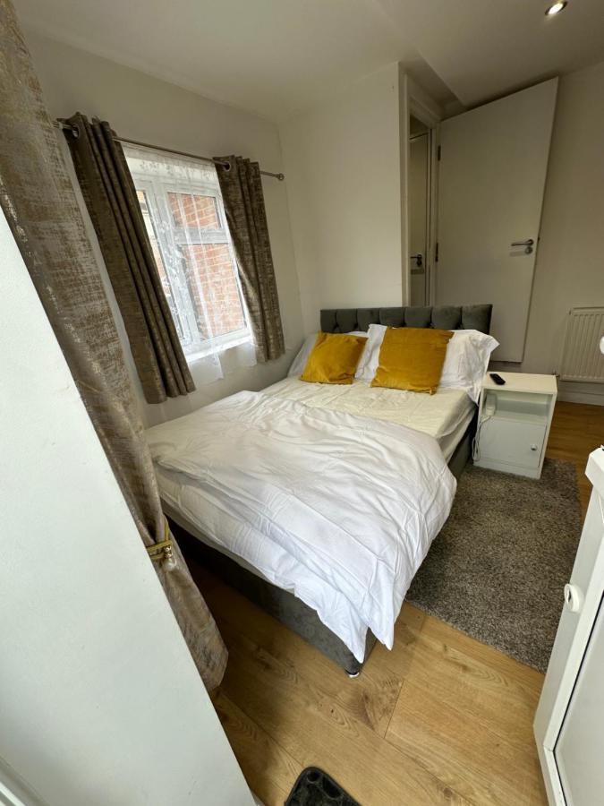 Keedonwood Road Bromley, Rooms With Free Wifi Exterior foto