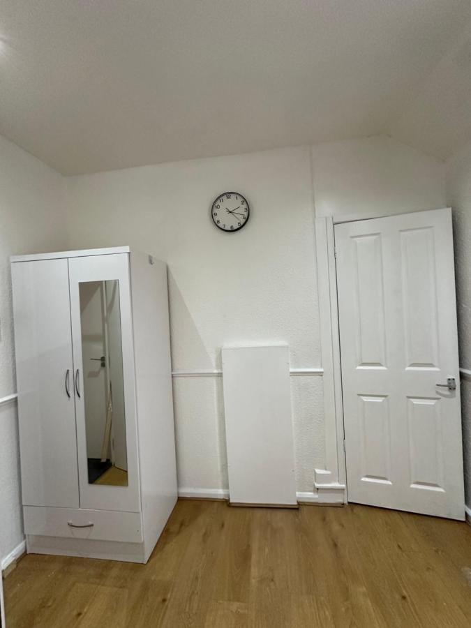 Keedonwood Road Bromley, Rooms With Free Wifi Exterior foto